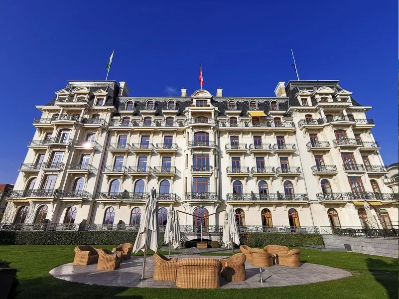 Hotel 1